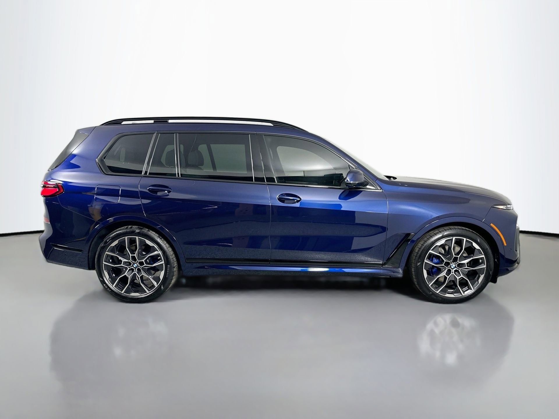 New 2026 BMW X7 xDrive40i w/ M Sport Package image 4
