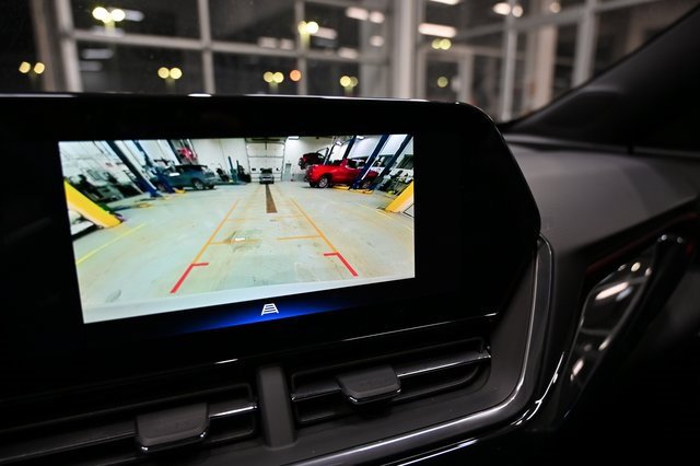 New 2026 Chevrolet Trax RS w/ Sunroof Package image 16