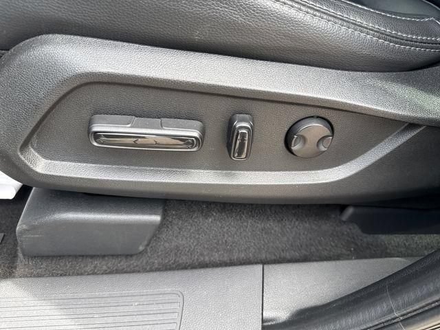 Certified 2023 Honda Pilot Touring image 7