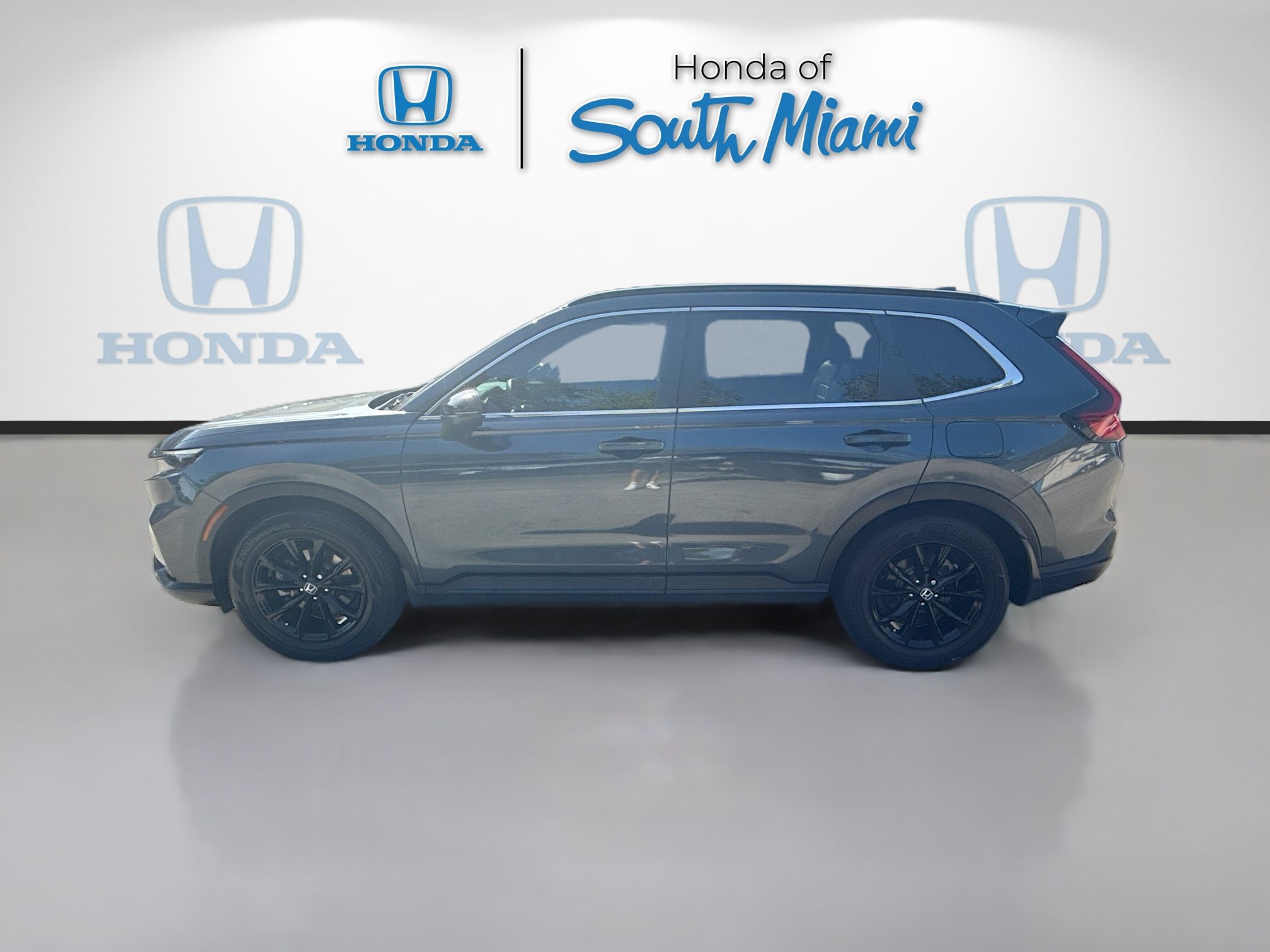 Certified 2024 Honda CR-V Sport-L image 4