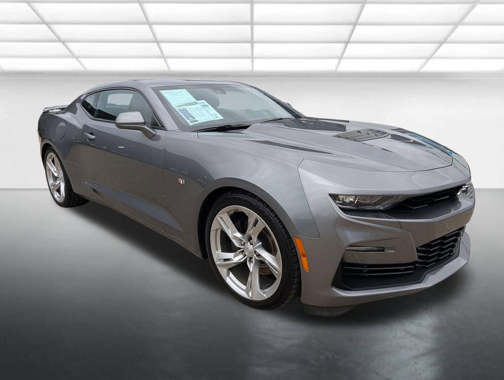 Used 2021 Chevrolet Camaro SS RWD image 1
