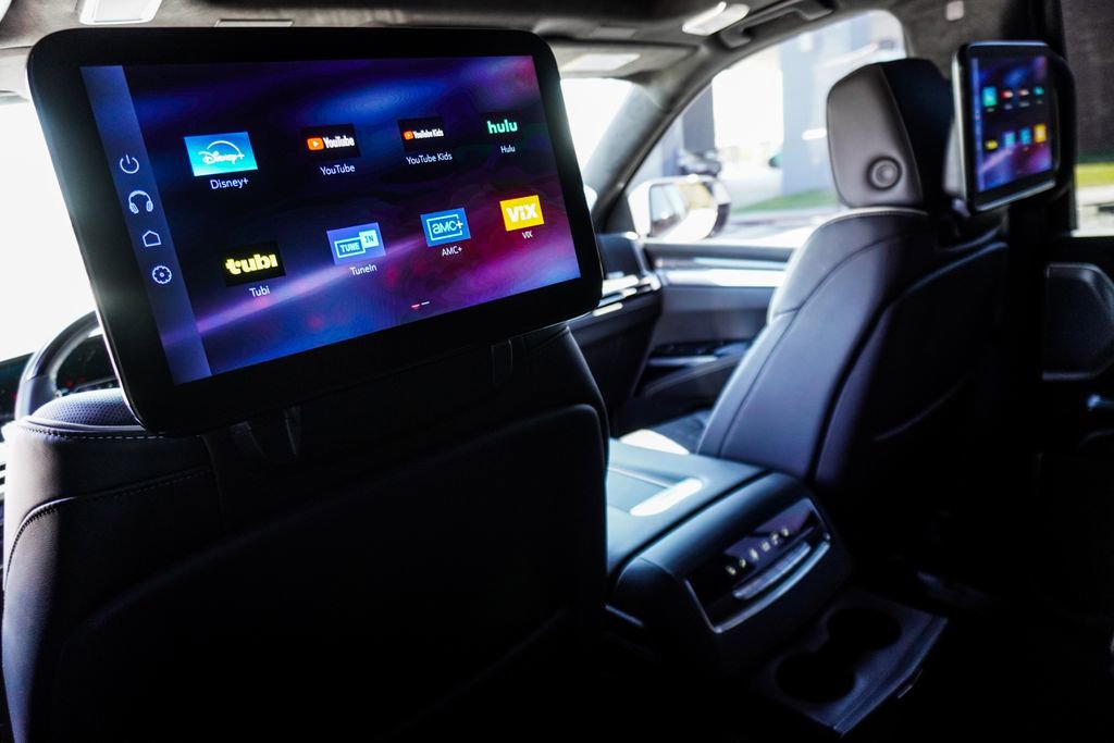 Used 2025 Cadillac Escalade V image 13