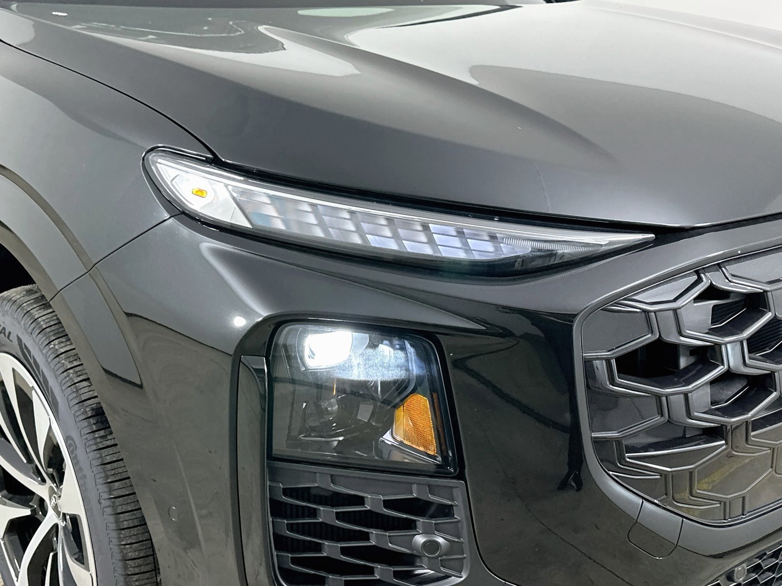 New 2026 Audi Q3 quattro 2.0T AWD/4WD image 10