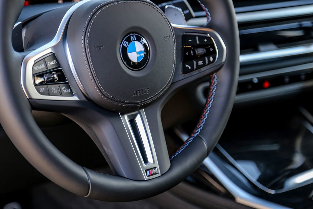 New 2026 BMW X7 M60i image 12