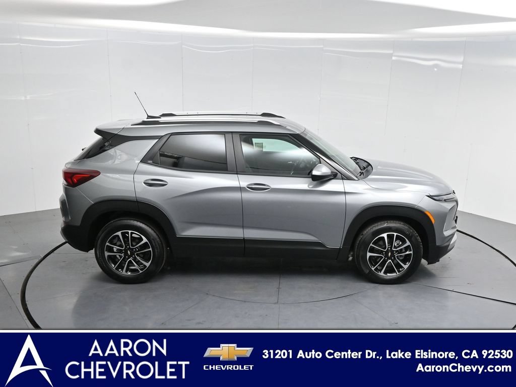 New 2025 Chevrolet TrailBlazer LT w/ Convenience Package FWD image 59