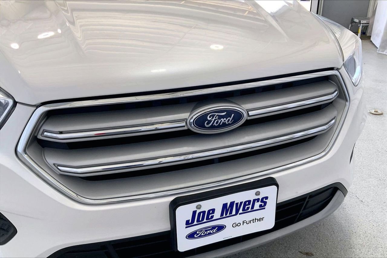 Used 2019 Ford Escape SE image 7