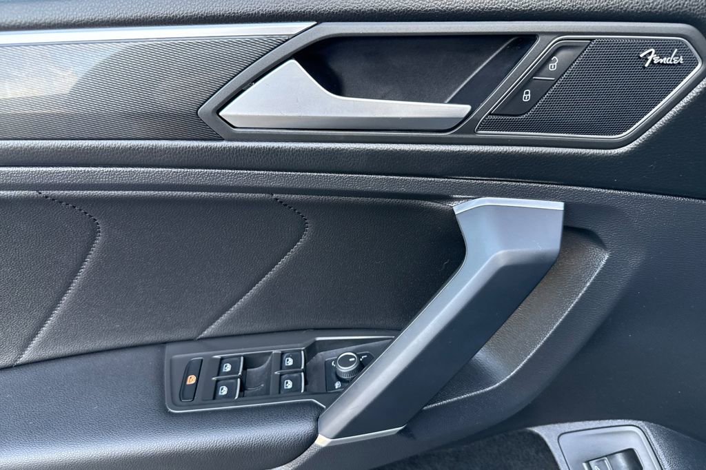 Used 2020 Volkswagen Tiguan SEL Premium R-Line image 5
