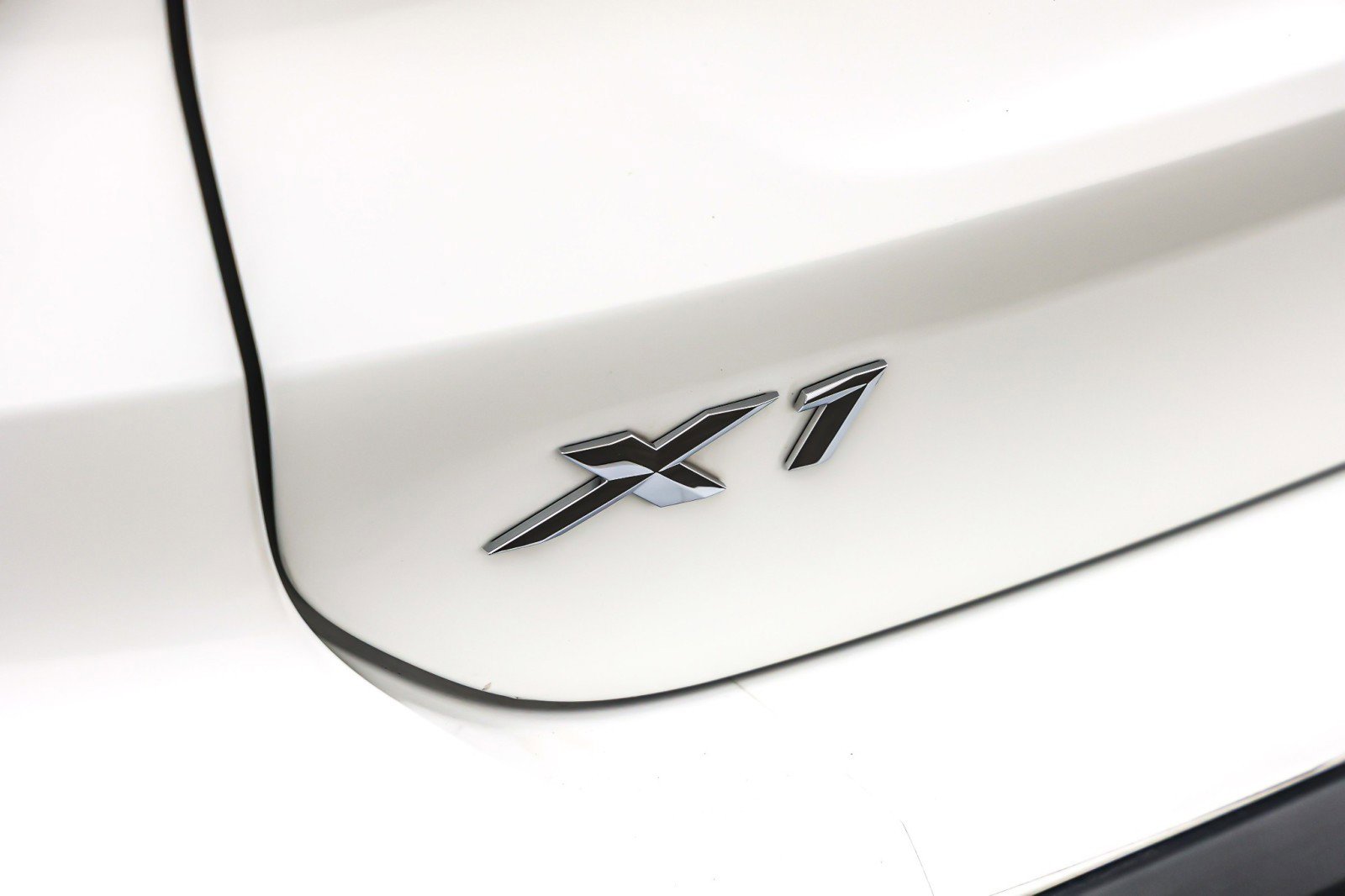 Used 2020 BMW X1 sDrive28i w/ Convenience Package image 9