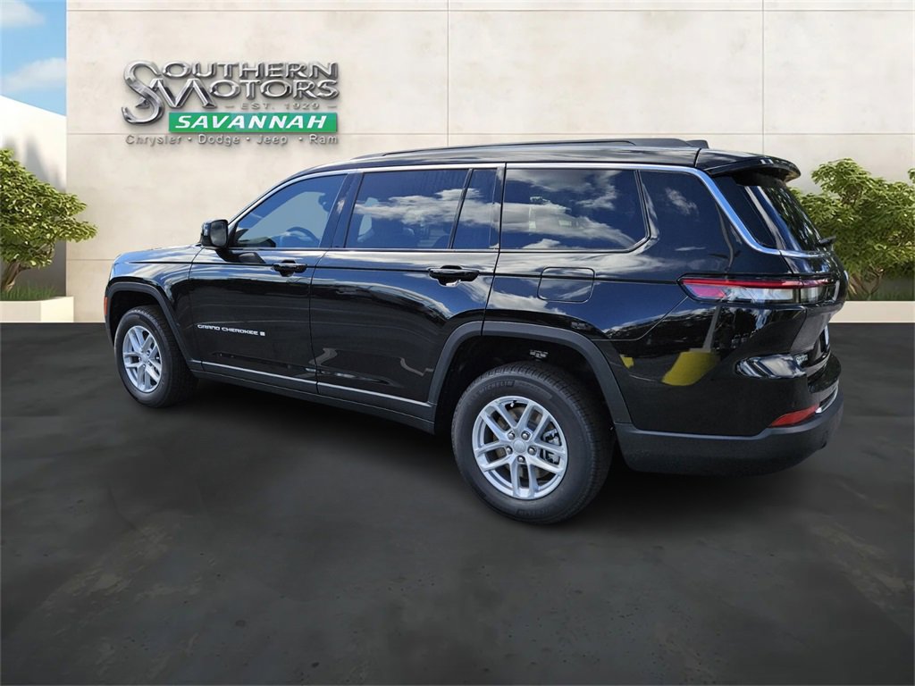 New 2024 Jeep Grand Cherokee L Laredo w/ Luxury Tech Group I image 3