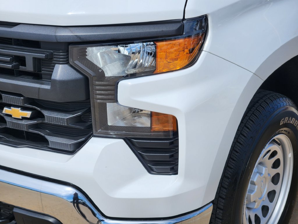 Used 2025 Chevrolet Silverado 1500 W/T w/ WT Value Package AWD/4WD image 10