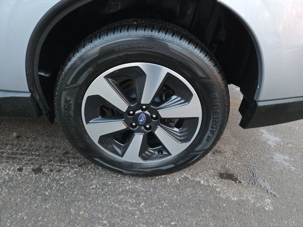 Used 2018 Subaru Forester 2.5i Limited w/ Popular Package #3B image 10