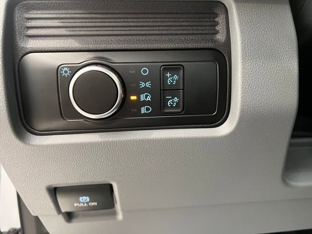 New 2026 Ford F550 4x4 Regular Cab Super Duty image 13
