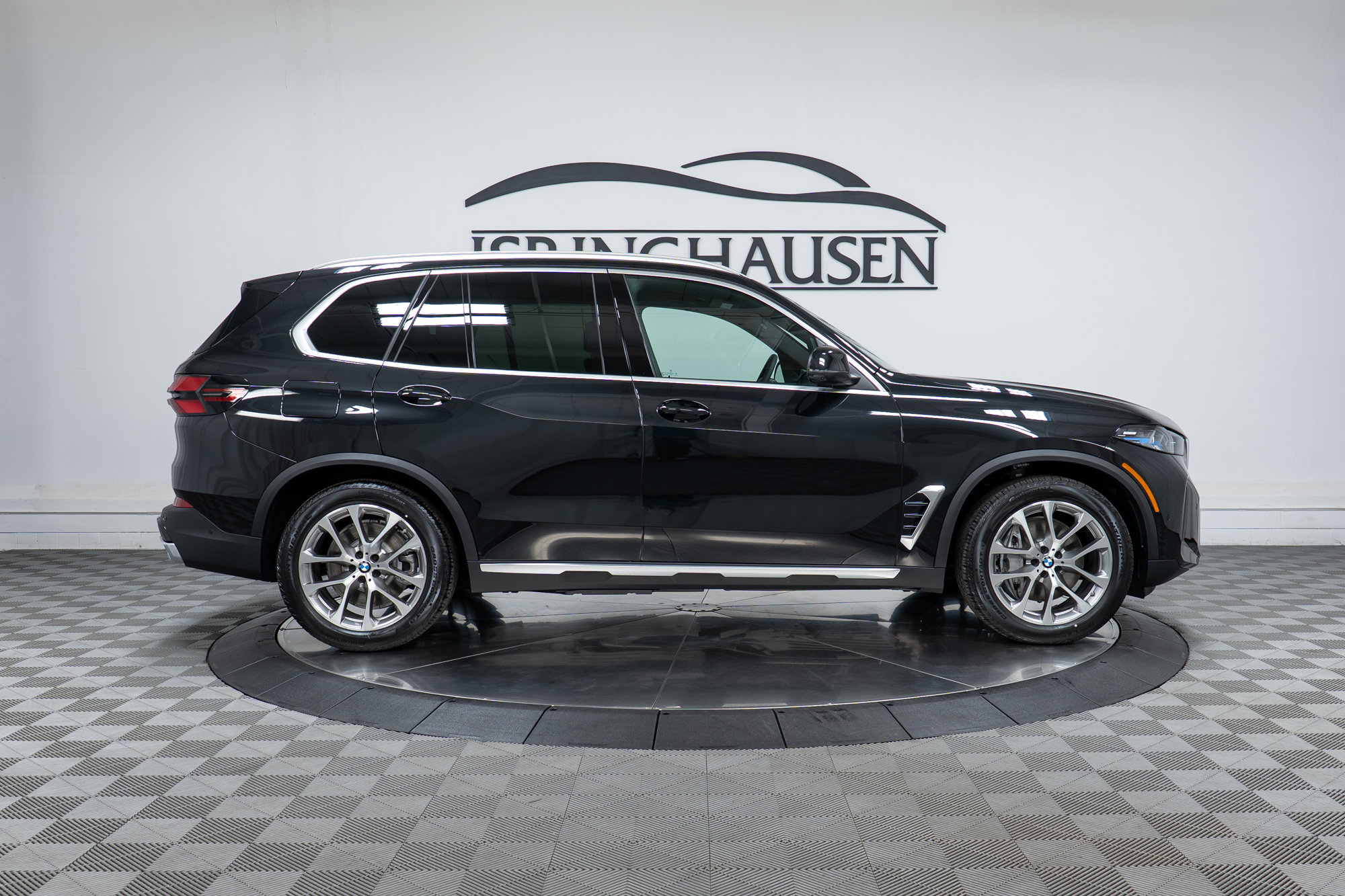 Used 2026 BMW X5 xDrive50e w/ Climate Comfort Package AWD/4WD image 4