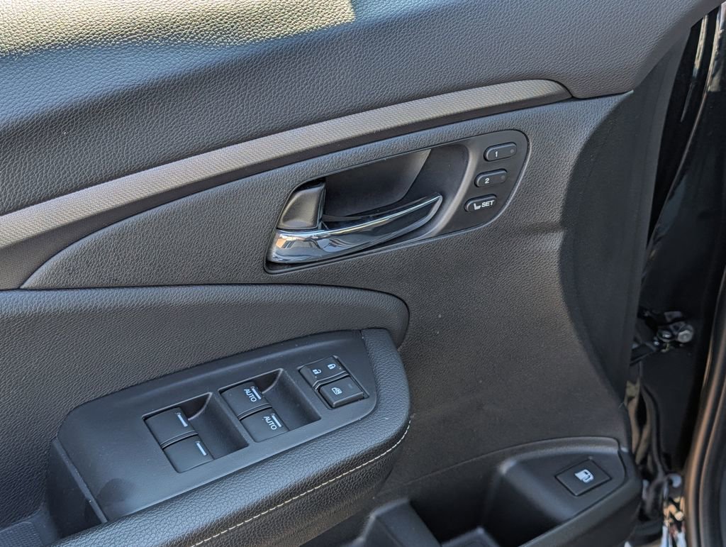 Used 2025 Honda Ridgeline RTL image 22