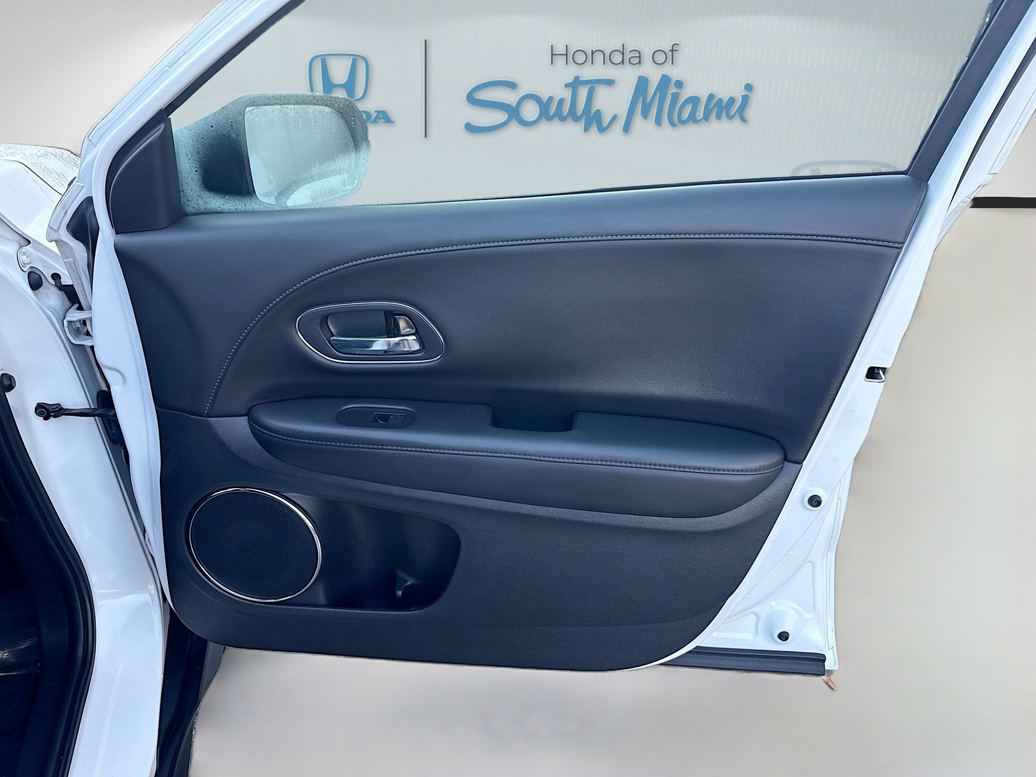 Certified 2021 Honda HR-V EX-L image 33