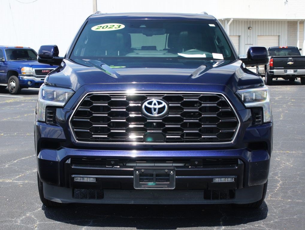 Used 2023 Toyota Sequoia Platinum AWD/4WD image 26
