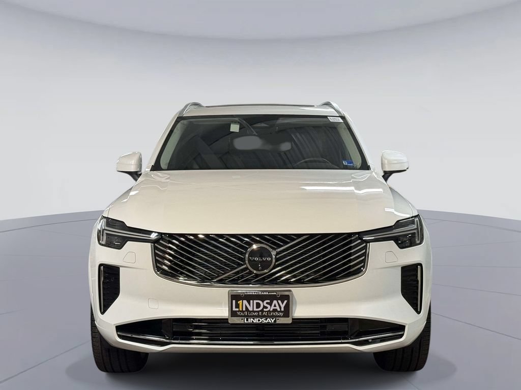 Certified 2025 Volvo XC90 T8 Plus w/ Protection Package Premier AWD/4WD image 8