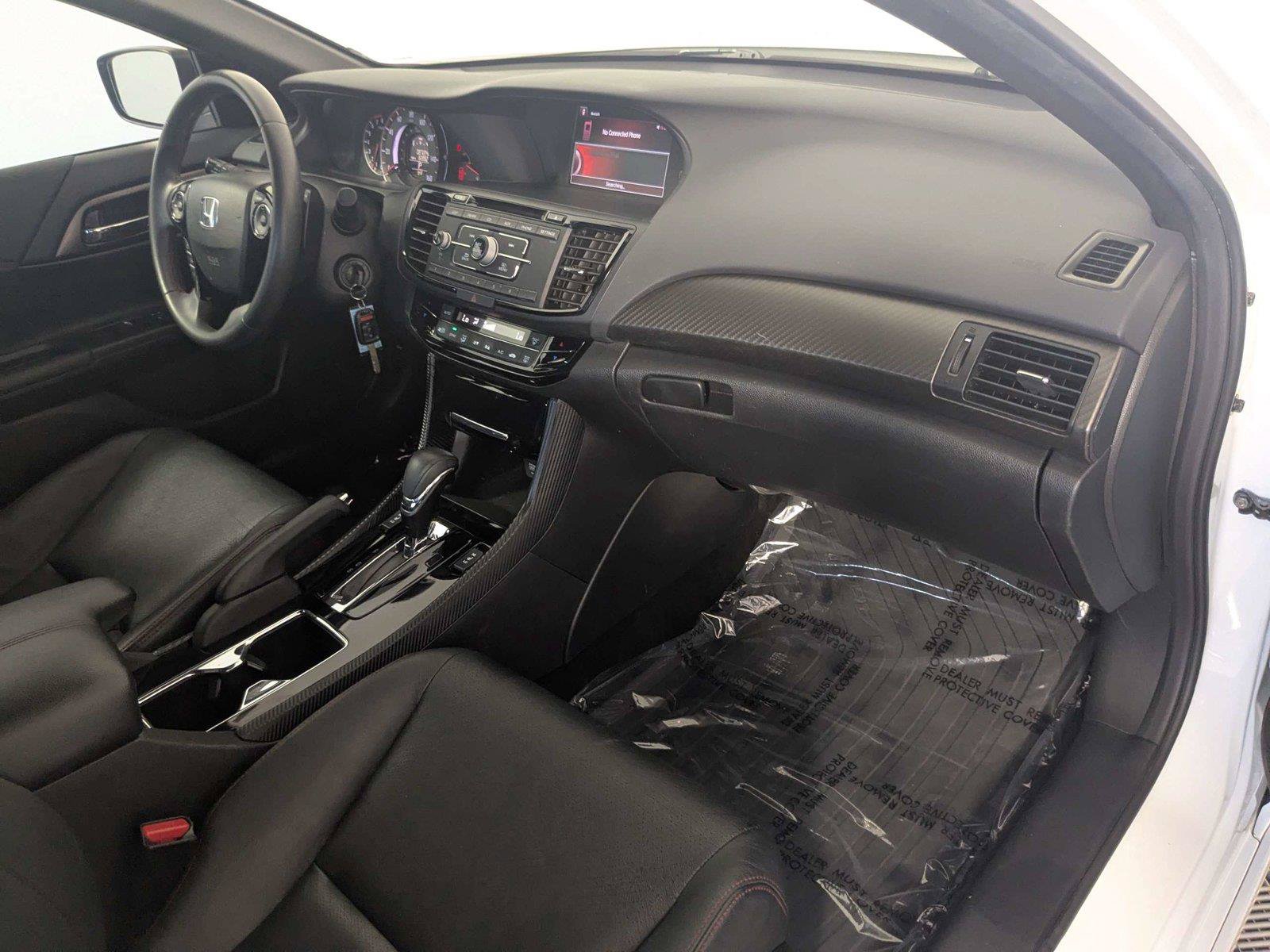 Used 2017 Honda Accord Sport Special Edition image 28