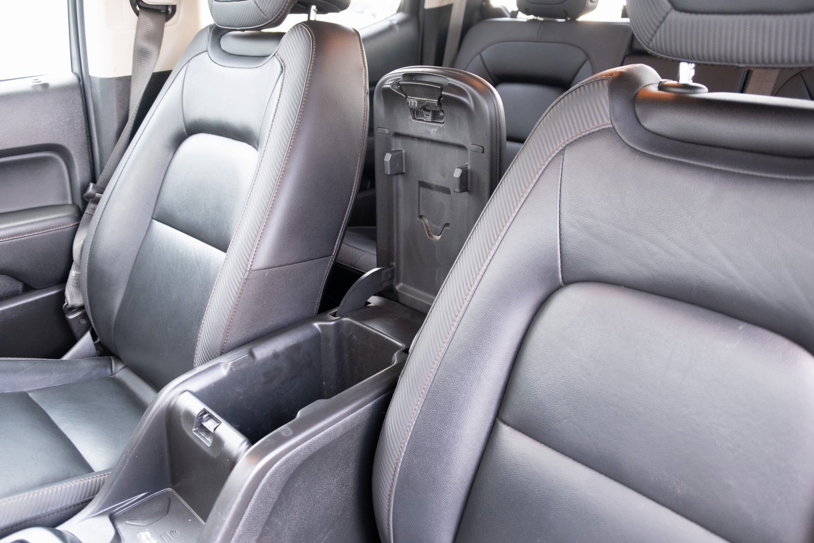 Used 2021 GMC Canyon AT4 image 10