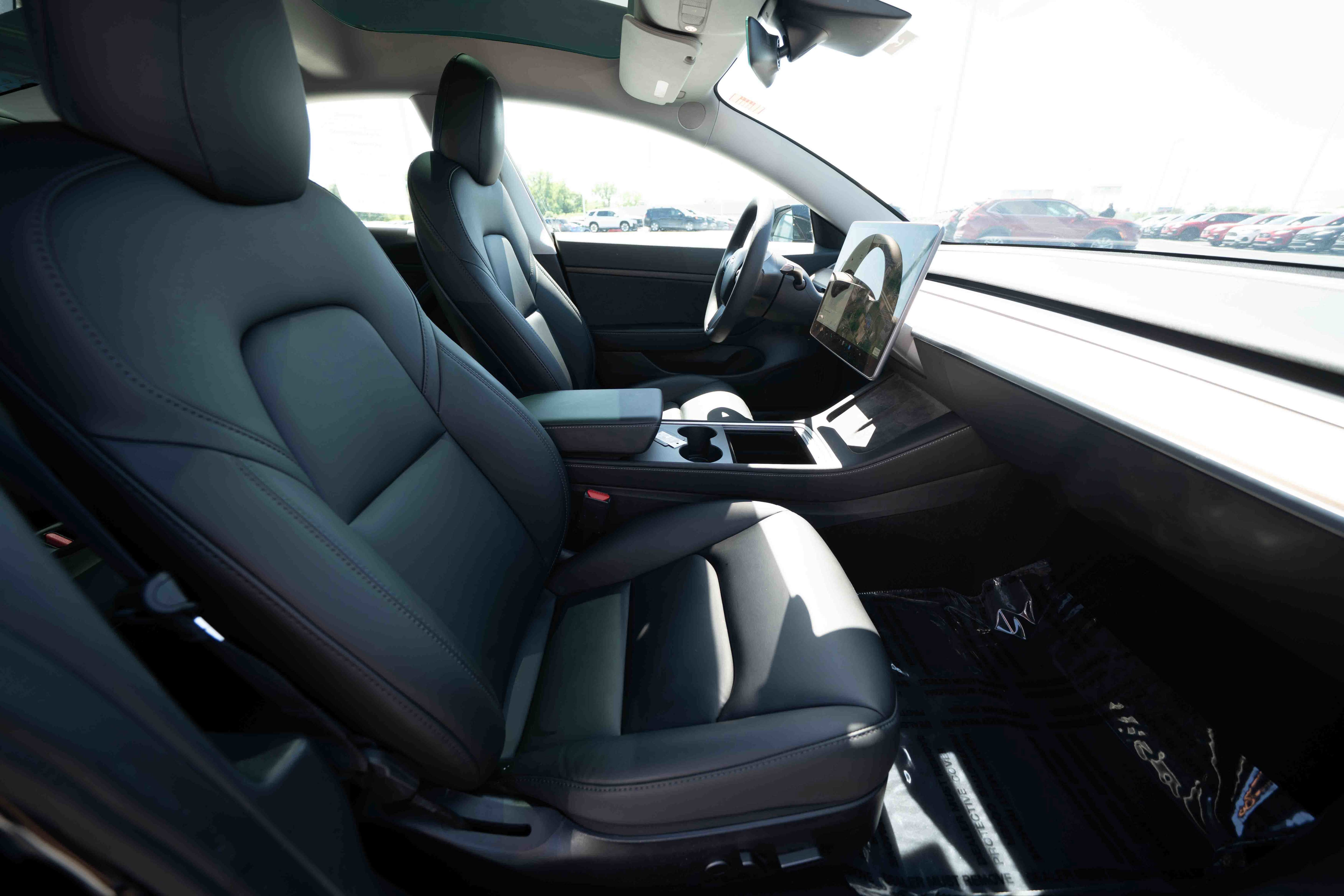 Used 2021 Tesla Model 3 Standard Range Plus RWD image 23