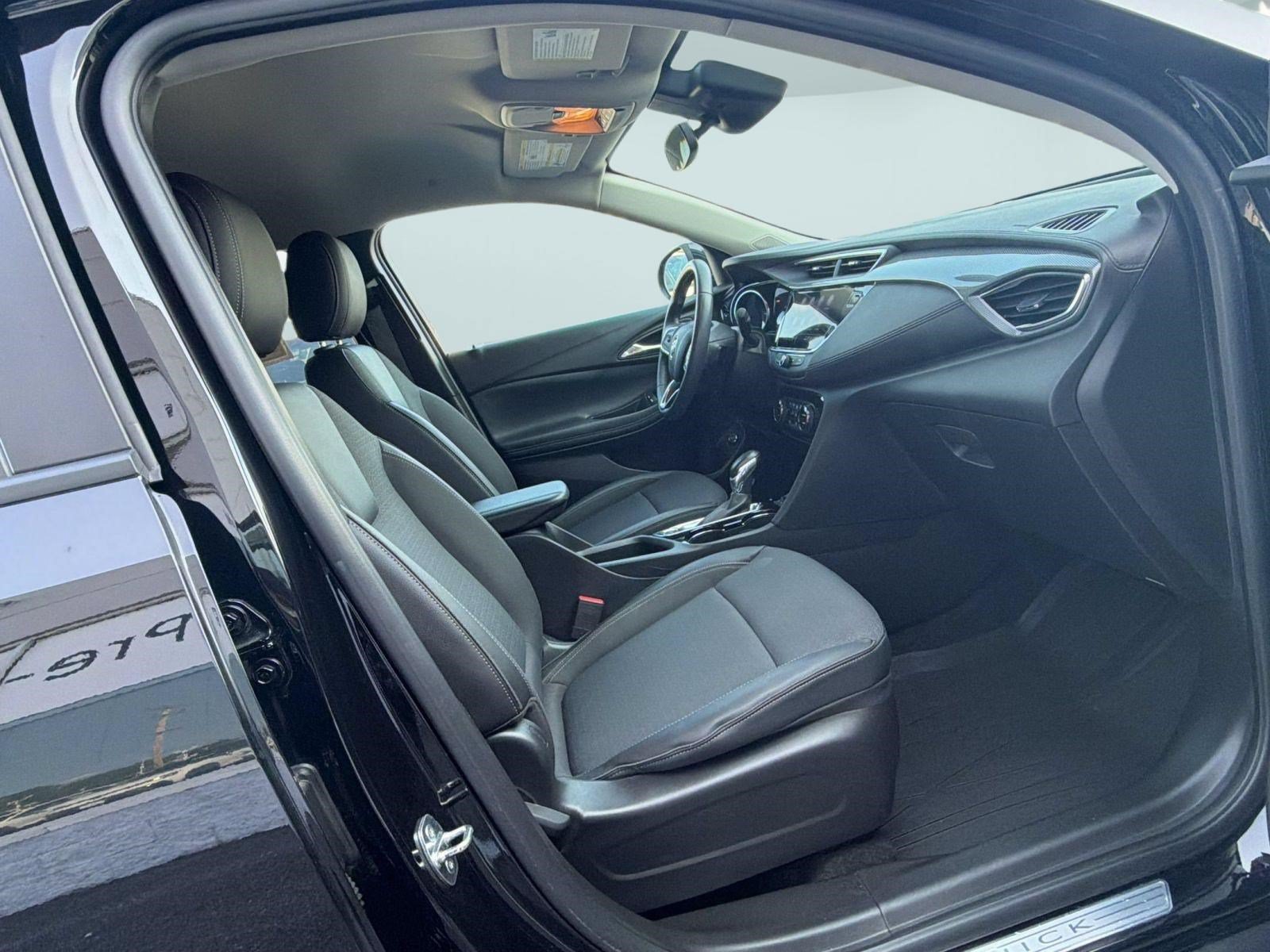 Used 2022 Buick Encore GX Select w/ Sport Touring Package AWD/4WD image 21