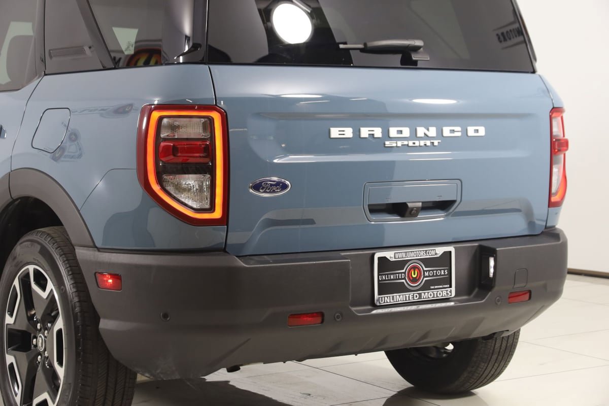 Used 2023 Ford Bronco Sport Outer Banks w/ Tech Package AWD/4WD image 20