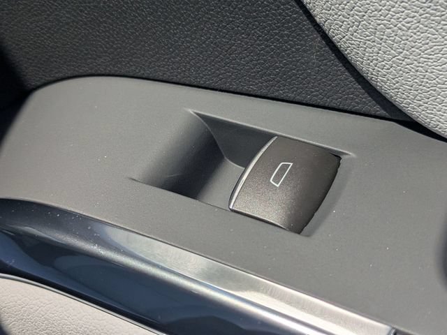 New 2026 Chevrolet Traverse High Country FWD image 36