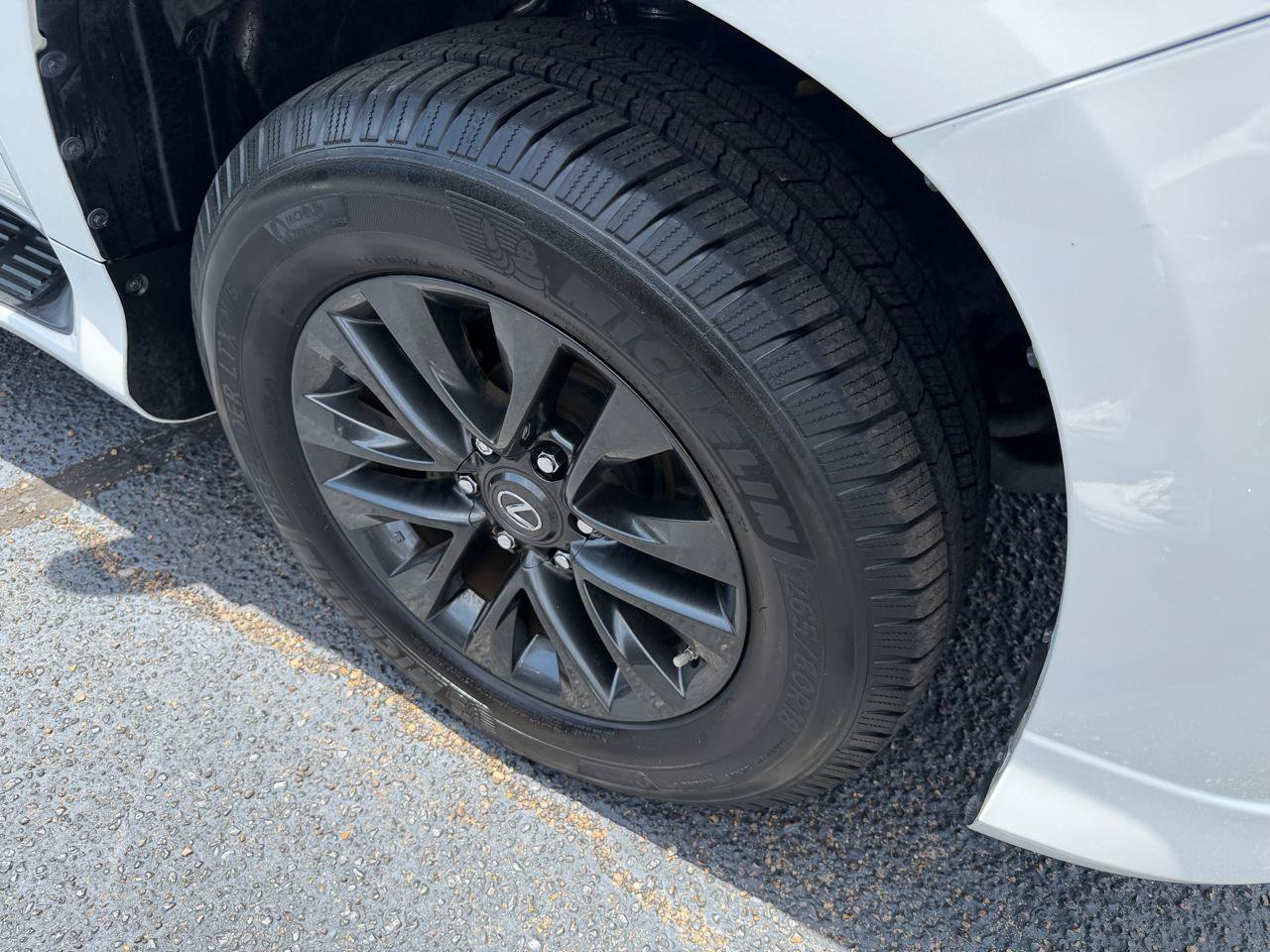 Used 2020 Lexus GX 460 Premium w/ Premium Package AWD/4WD image 10
