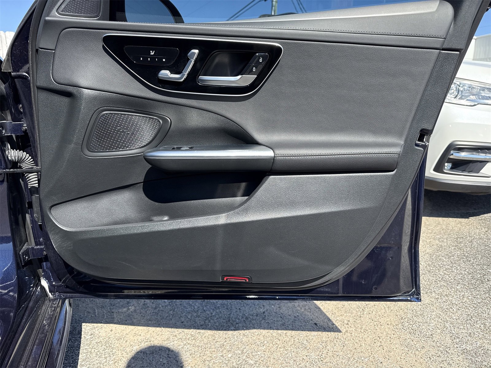 Used 2023 Mercedes-Benz C 300 Sedan image 26