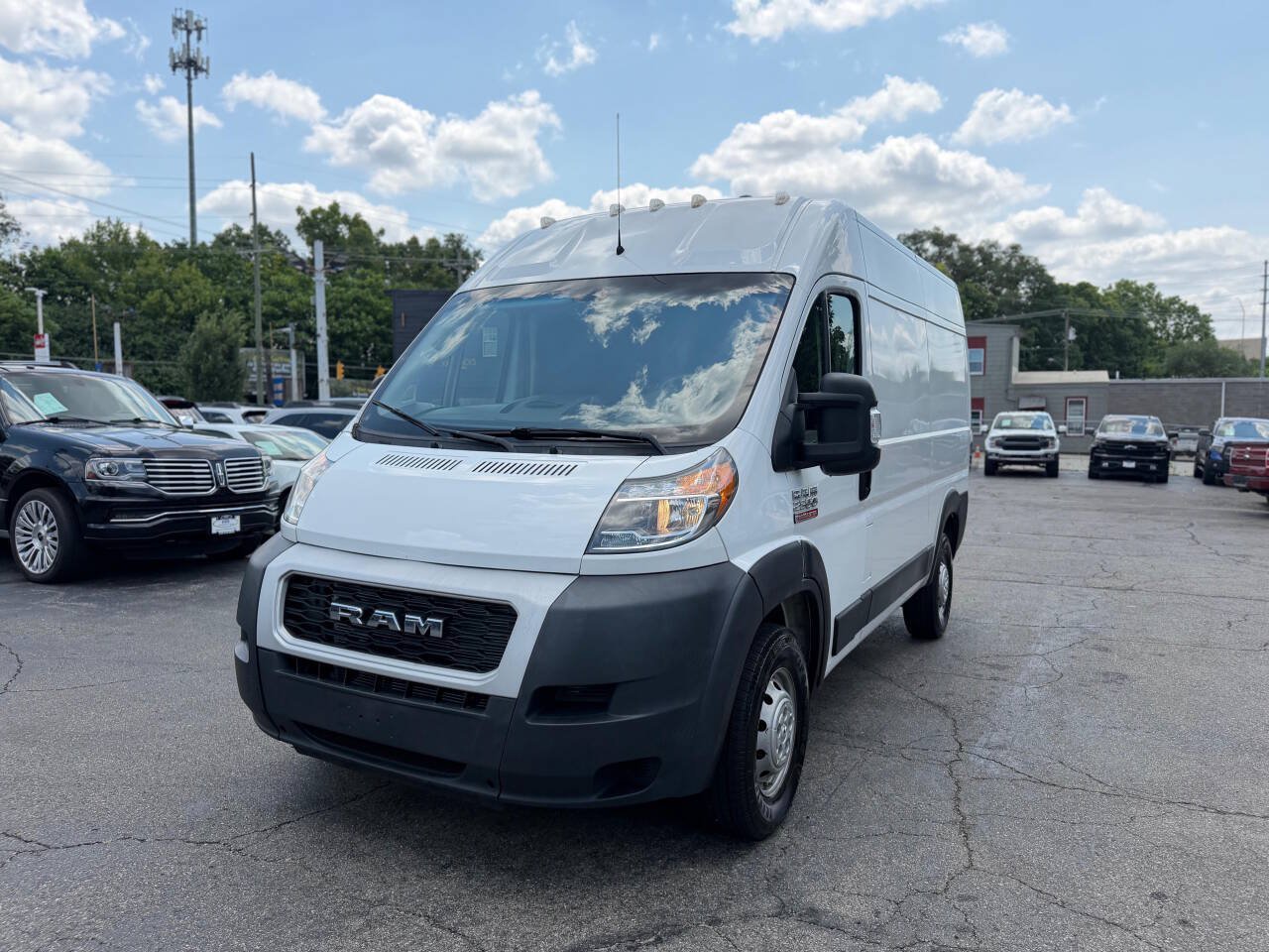Used 2019 RAM ProMaster 2500 FWD image 4
