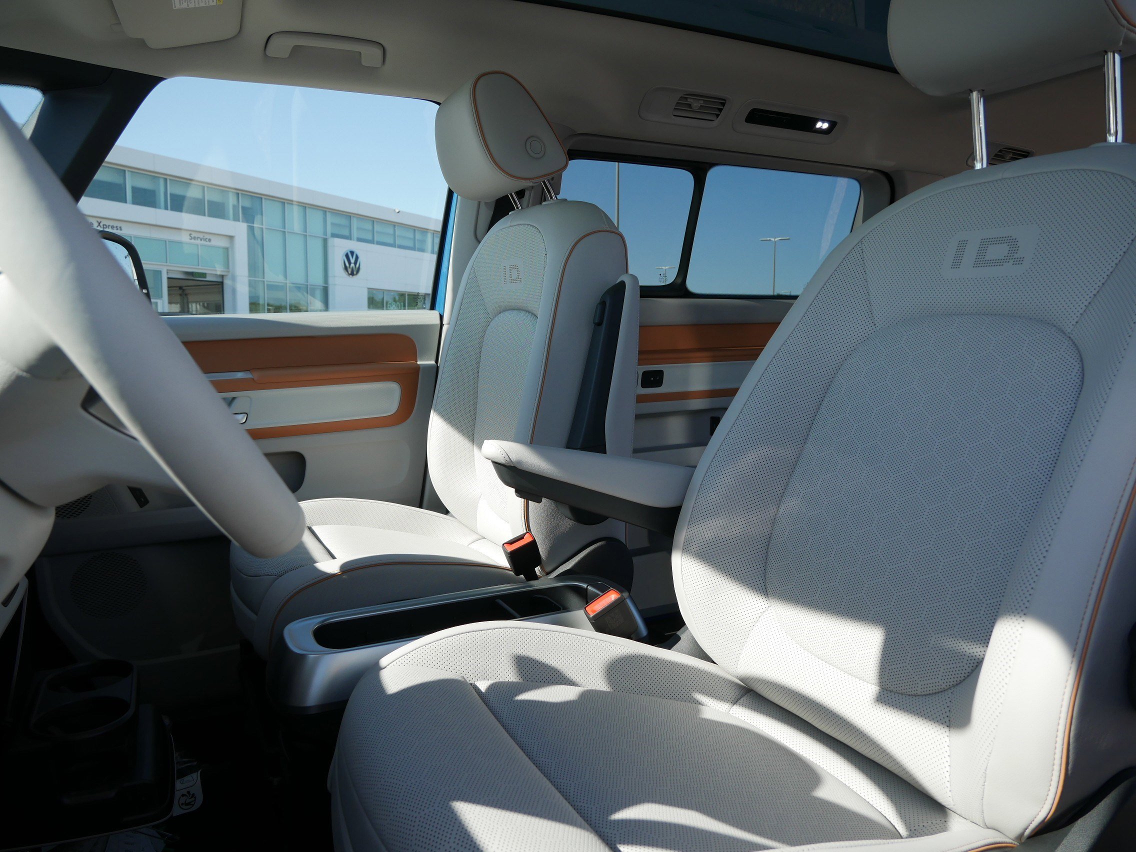 New 2025 Volkswagen ID. Buzz Pro S Plus image 4