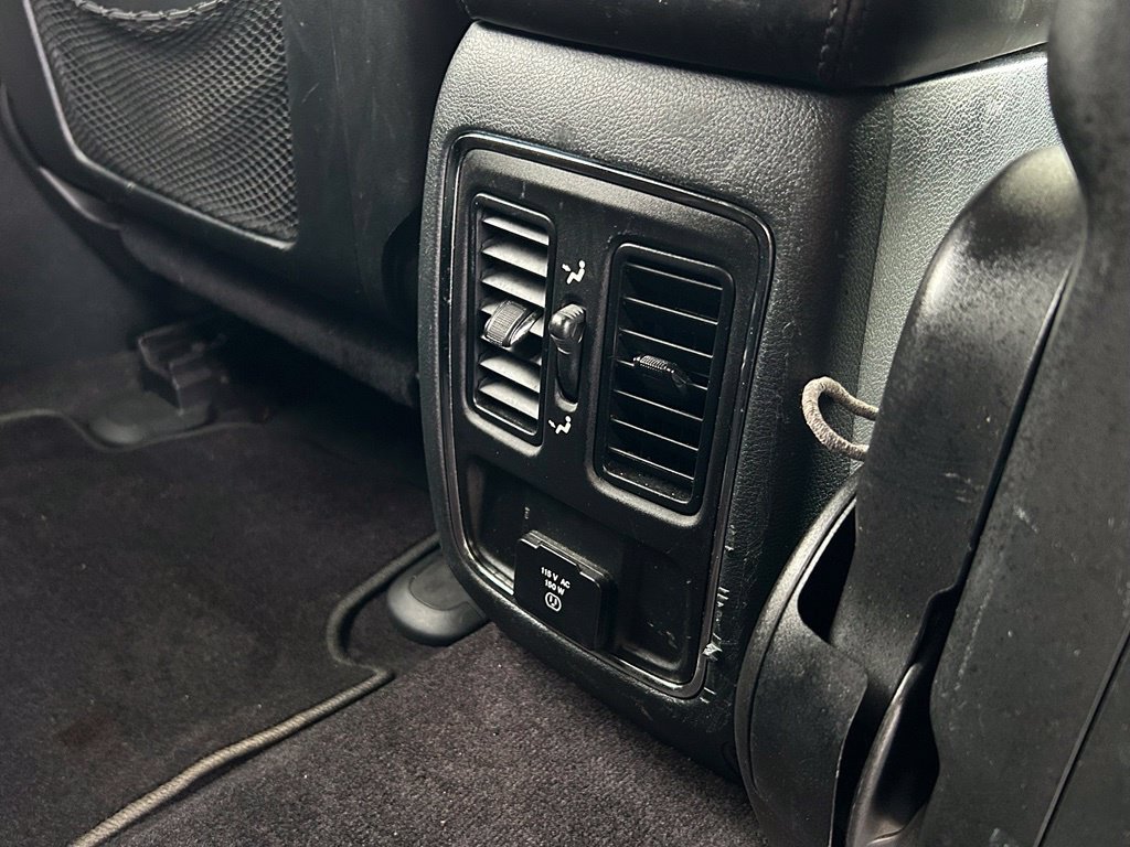 Used 2018 Jeep Grand Cherokee Altitude AWD/4WD image 31