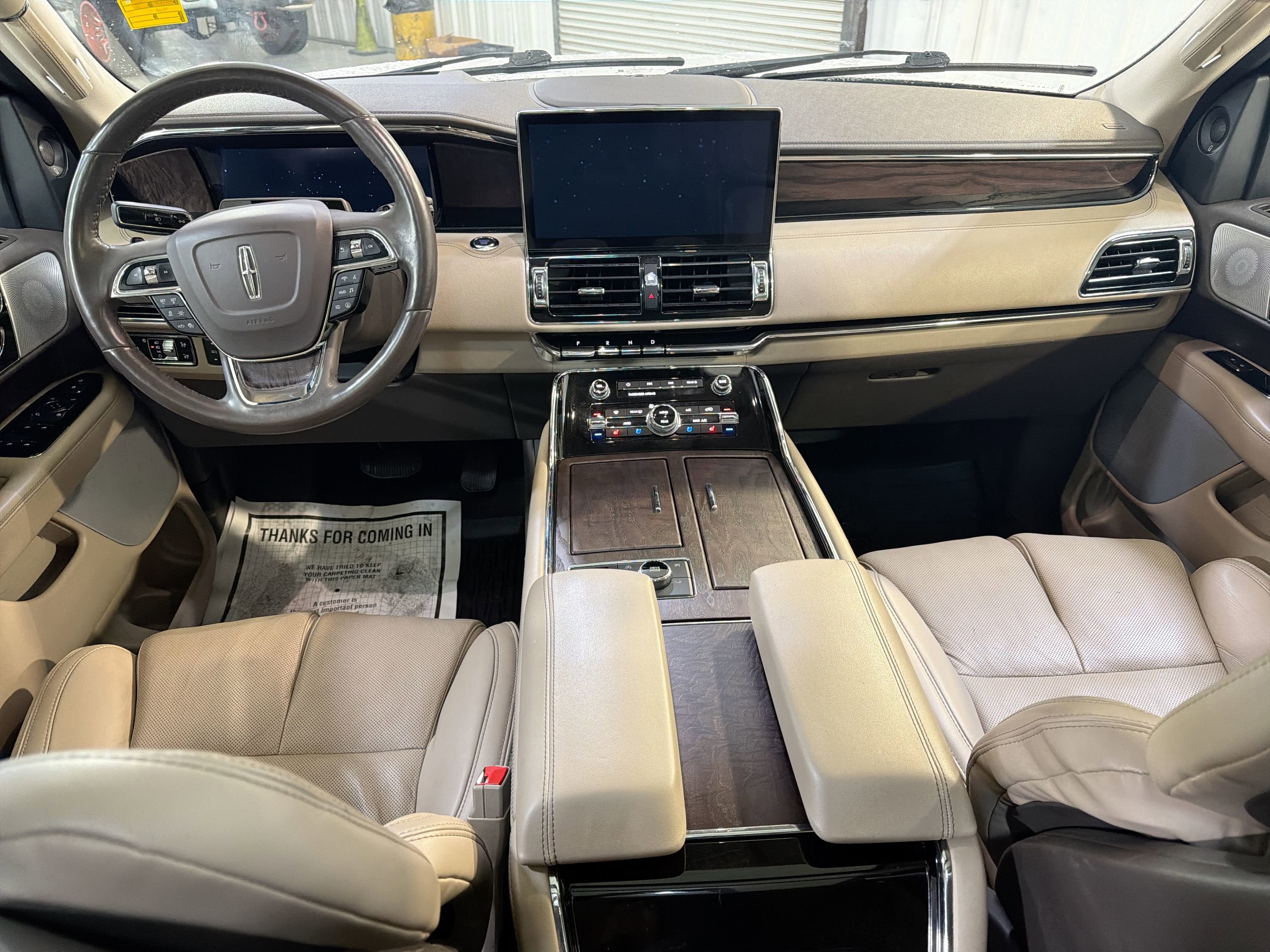 Used 2023 Lincoln Navigator L Reserve AWD/4WD image 23