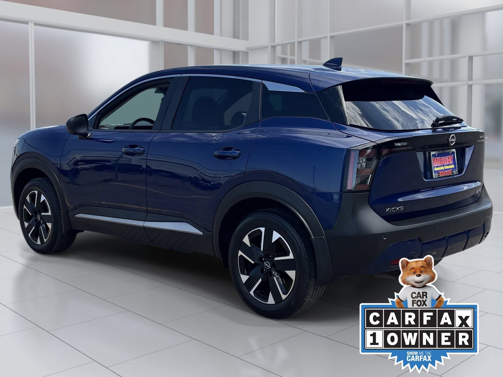 Used 2025 Nissan Kicks SV AWD/4WD image 4