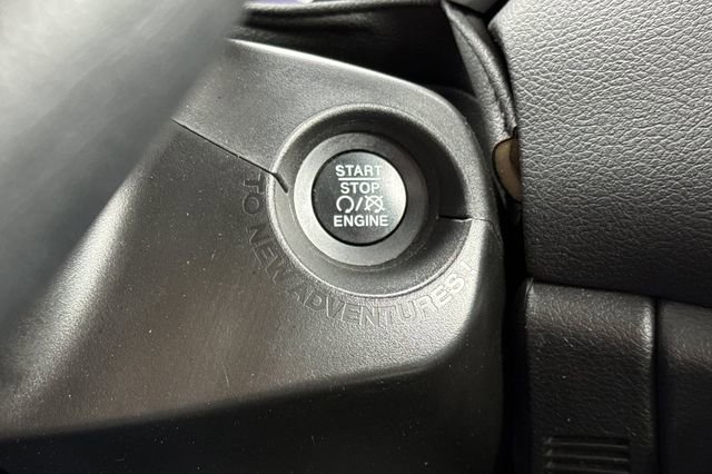 Used 2022 Jeep Renegade Latitude w/ Convenience Group image 26