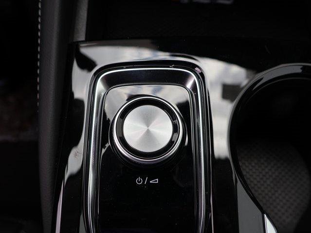 New 2025 Buick Envision Sport Touring image 34