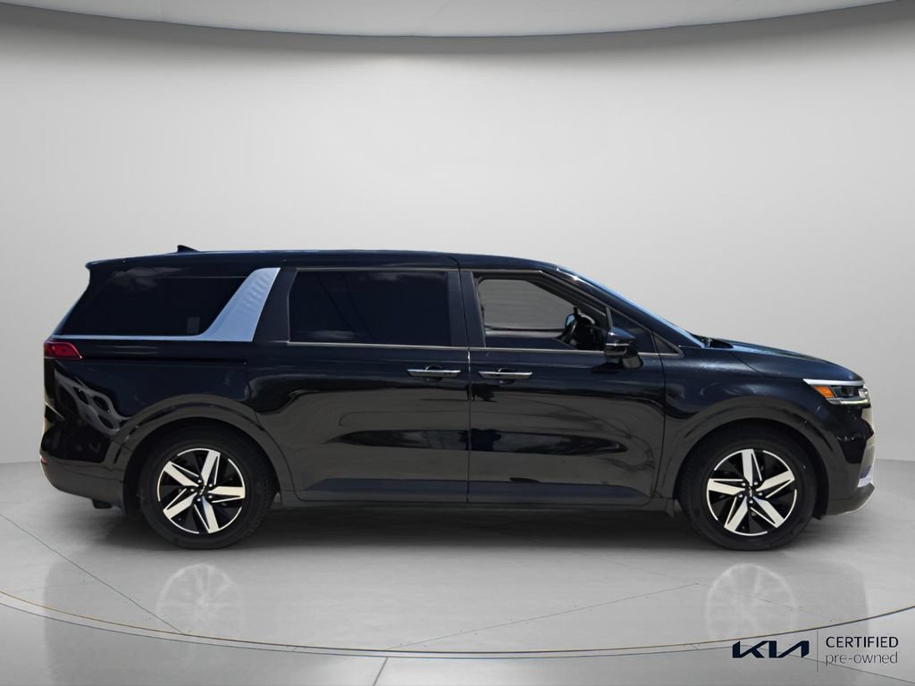 Certified 2022 Kia Carnival LX FWD image 4