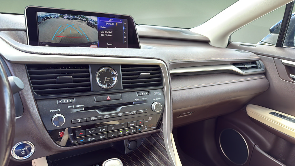 Used 2019 Lexus RX 450hL Luxury w/ Accessory Package AWD/4WD image 34
