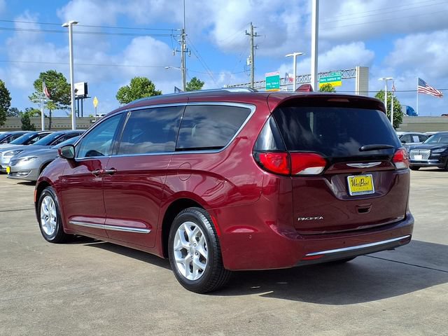 Used 2017 Chrysler Pacifica Touring-L Plus w/ Advanced Safetytec Group FWD image 23