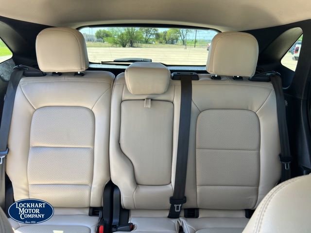 Used 2020 Ford Escape SE image 25