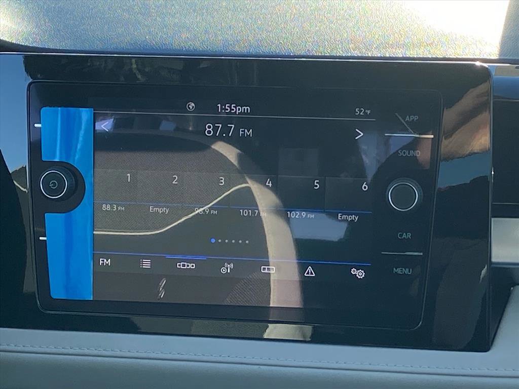 New 2026 Volkswagen Taos SE image 5