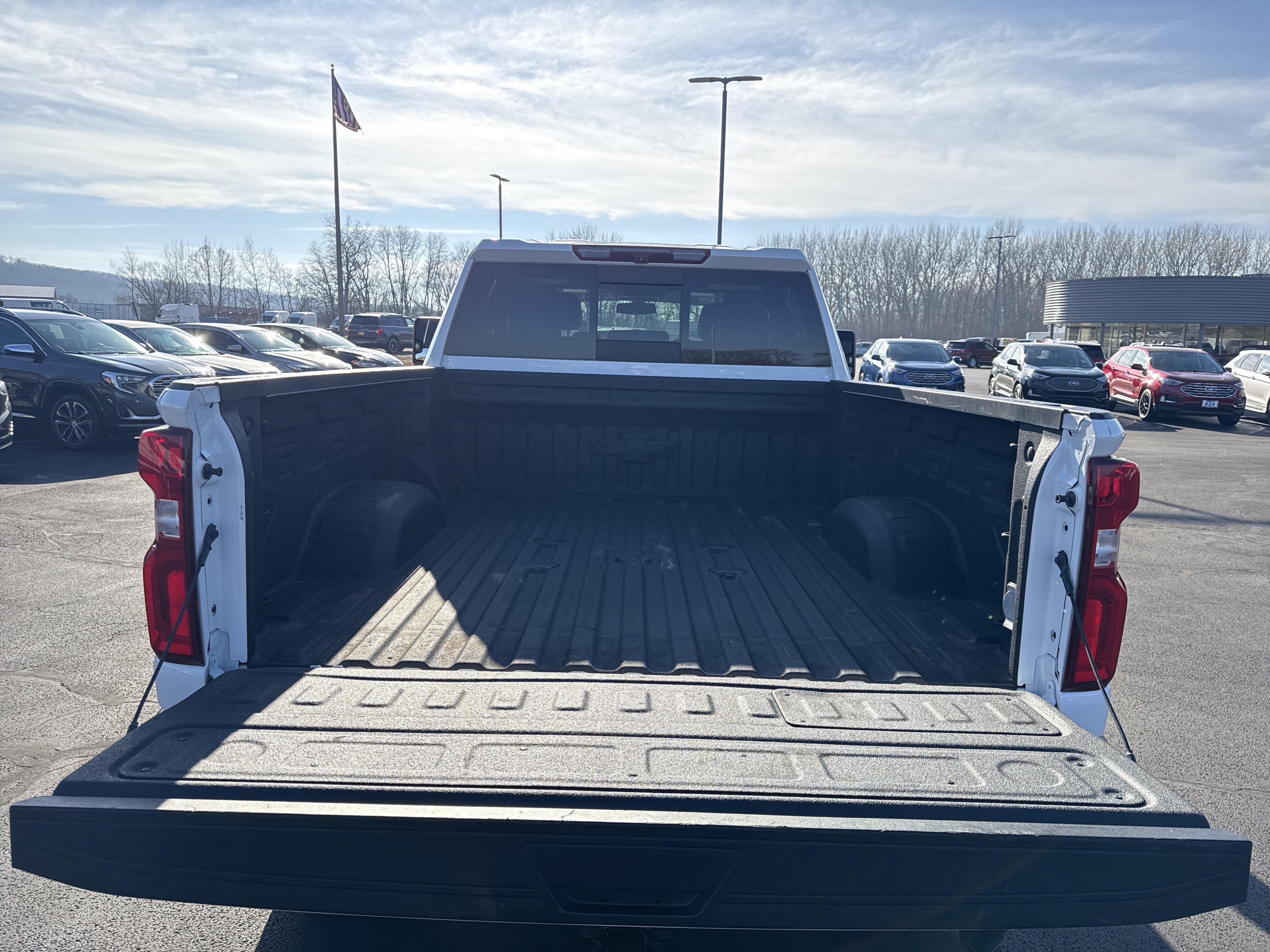 Used 2022 Chevrolet Silverado 2500 LTZ w/ LTZ Plus Package image 5