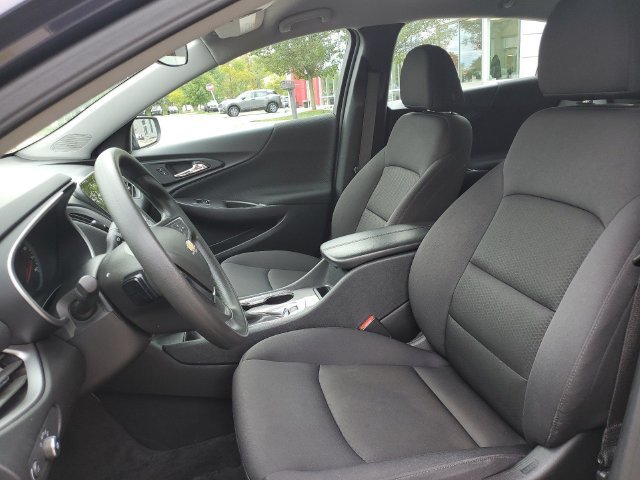 Used 2025 Chevrolet Malibu LT FWD image 5