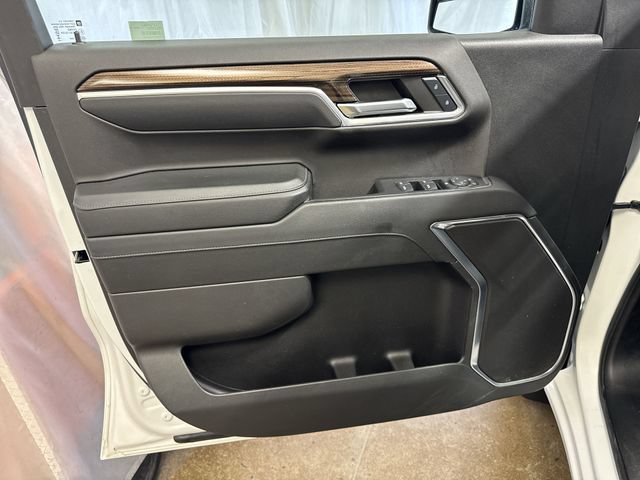 Used 2024 Chevrolet Silverado 1500 LT AWD/4WD image 21