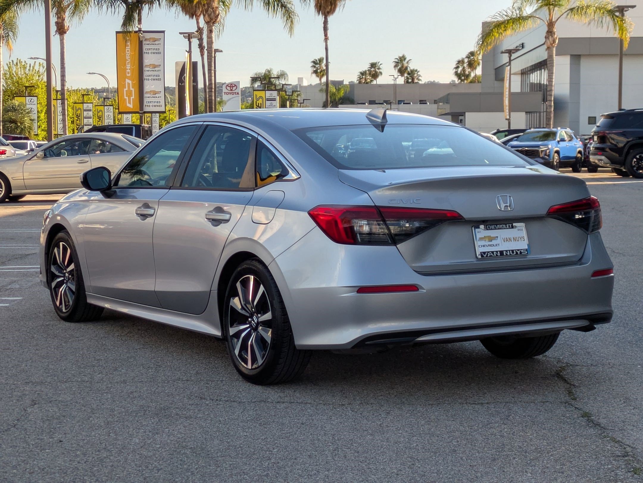 Used 2024 Honda Civic EX image 7