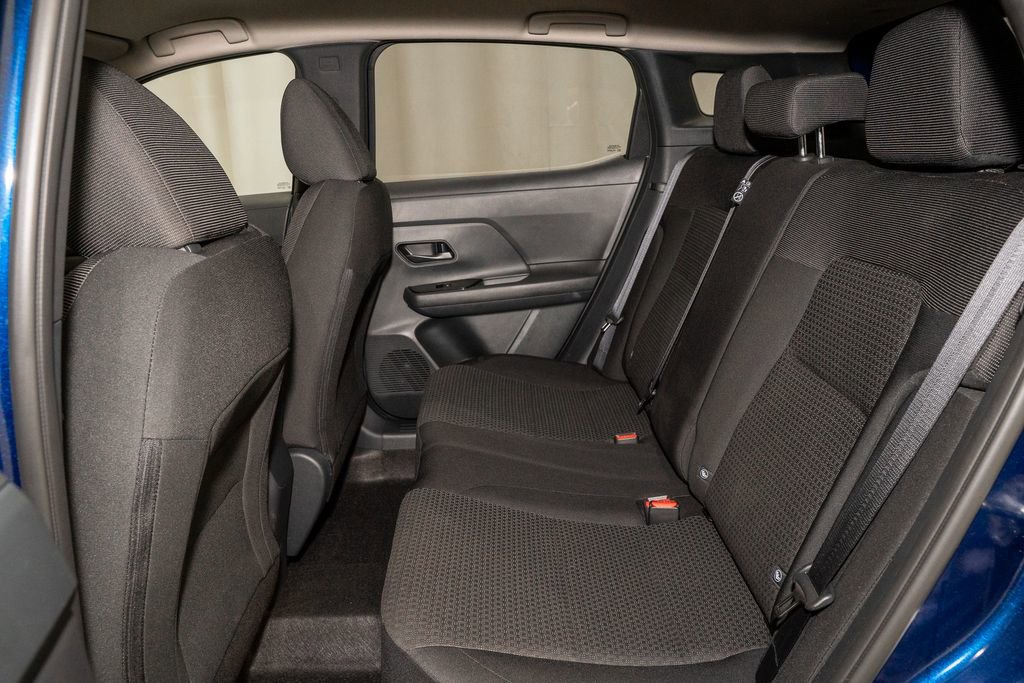 Certified 2025 Nissan Kicks S image 7