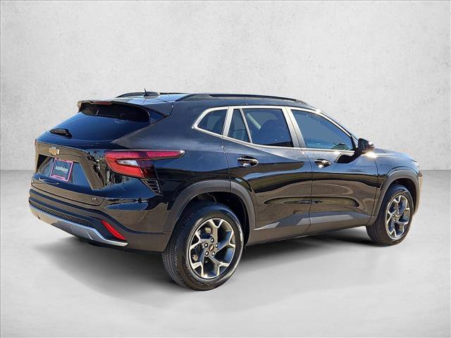 New 2026 Chevrolet Trax LT w/ Driver Confidence Package FWD video 2