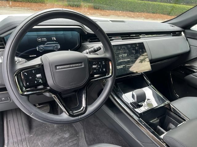 Certified 2025 Land Rover Range Rover Sport Dynamic SE AWD/4WD image 6