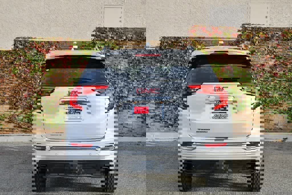 Used 2020 GMC Terrain Denali w/ Denali Premium Package image 7