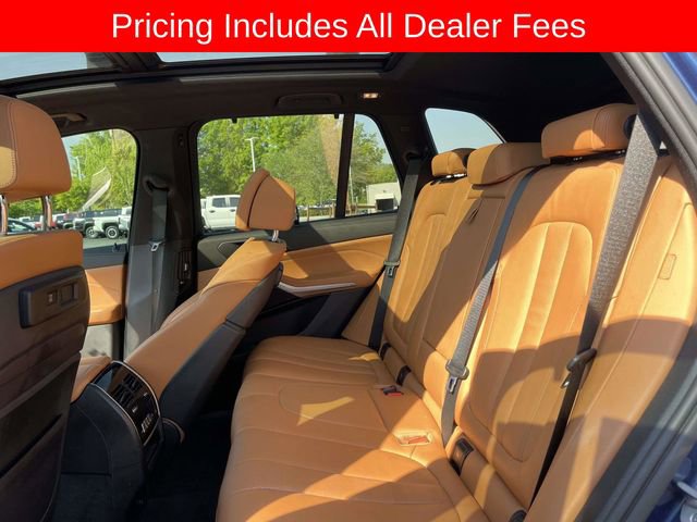 Used 2022 BMW X5 xDrive45e w/ Executive Package AWD/4WD image 17